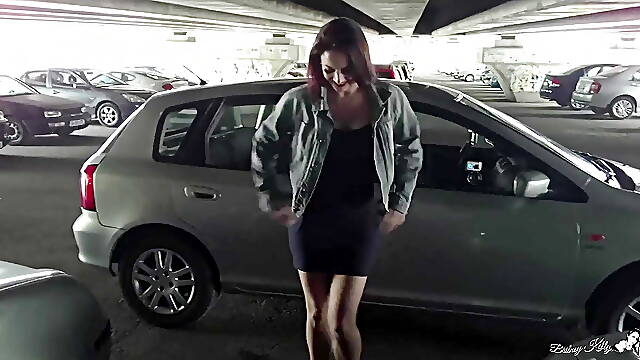 Gros Seins Cum, Baisee Dans Un Parking, Tinder Réal