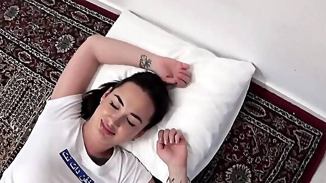 Big Ass Iranian Stepmom Fucked by Her 18 Years Old Stepson