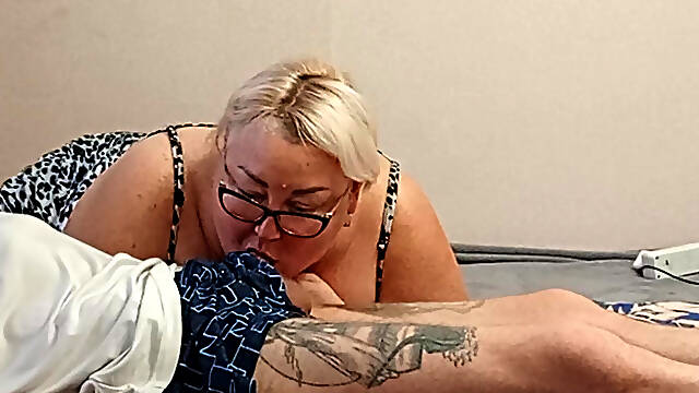 Cumming from a deep blowjob in my neighbors mouth