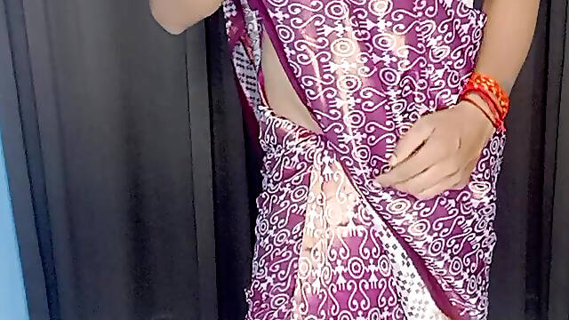 Indian sissy wearing sexy satin. Saree looking so hot