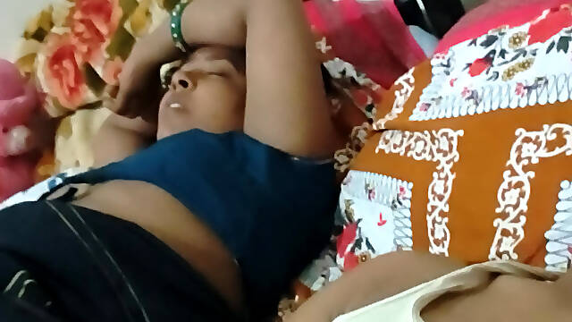 2026 Newest Beautiful Desi Pooja Bhabhi at home alone with her stephusband