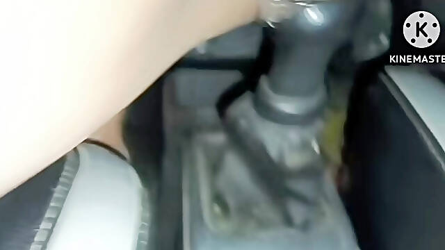 Season 166. Desi bhabhi doing fuck in car with boyfriend