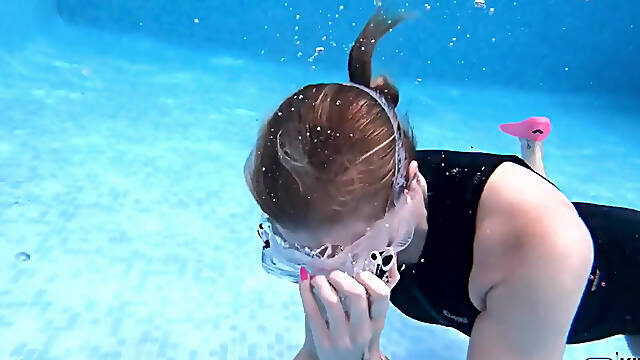 Underwater Wetsuit &amp; Mask Fetish Filling, Bubbles &amp; Breath Control