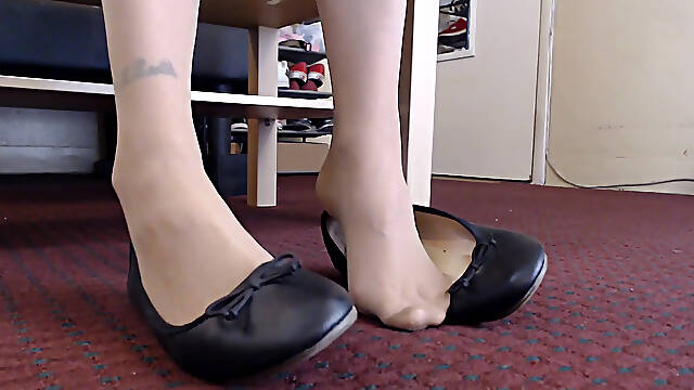 Pantyhose Ballet Flats Shoeplay