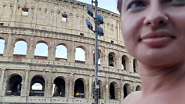 Picked up in Rome! Risky Villa Sex with No-panties MILF - Massive Creampie Finish