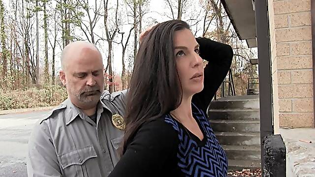 Wanted for Questioning : an arrest handcuff movie with Kobe Lee