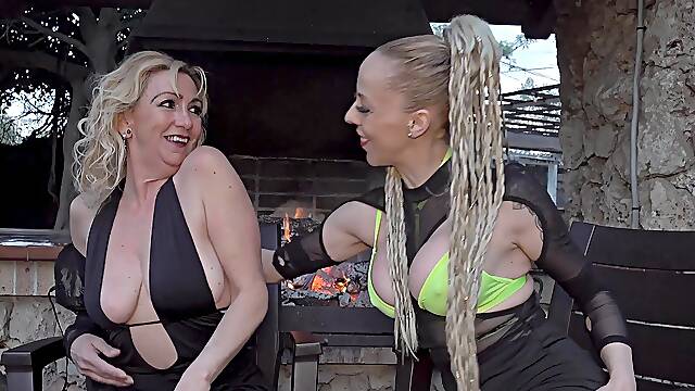 Hot mature Lucia Garcia makes lesbian love with Perla Rubia