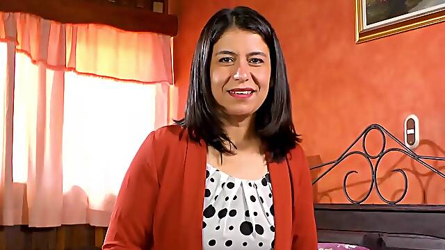Sexy Mature Latina Woman In Stockings Masturbates Passionately
