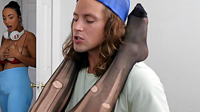 Pies Niña, Brazzers Pies, Pies Jovenes