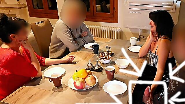 Sborrata Dentro Public, Nel Ristorante, Sega Al Ristorante