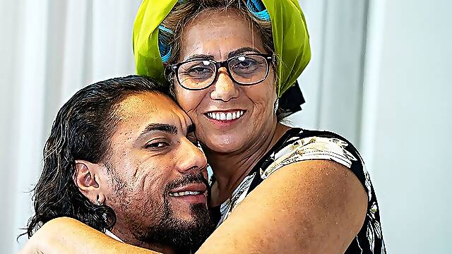 Brasileñas Anal, Mamá Brasileña, Anal Brasileñas