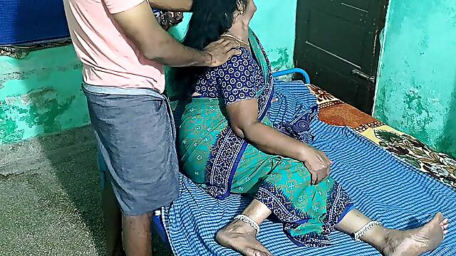 Couple Plus Une Jeune, Mature Et Jeune Couple, Couple Mature Avec Jeune Homme