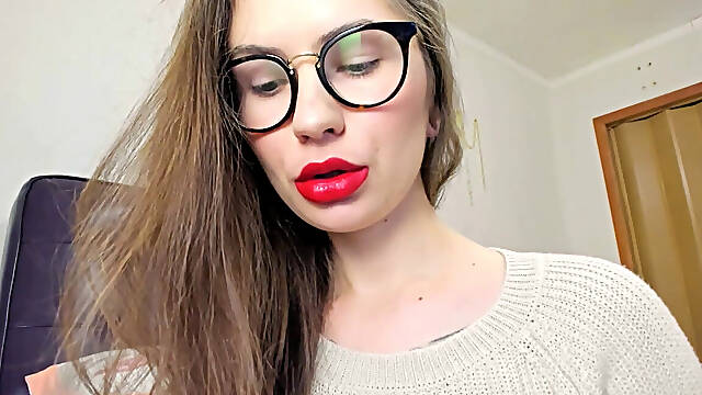 To Much Red Lipstick