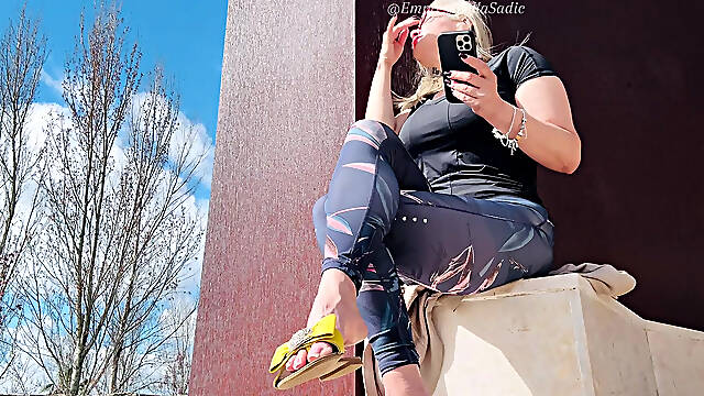 Shoeplay and Dangling From Empressbellasadica in Public