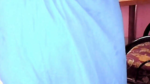 Desi Tamil Wife Renu Wet Nude Body Towel Dry & Slow Saree Dressing Tease! Indianhotwifex
