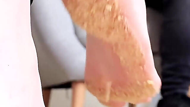 Foot Slave Boyfriend of Goddess Did