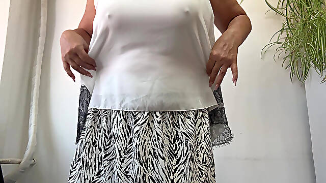 Horny Sexy MILF Does Striptease at Work