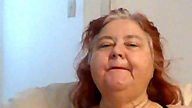 Mini Lipstic Chat Dressed