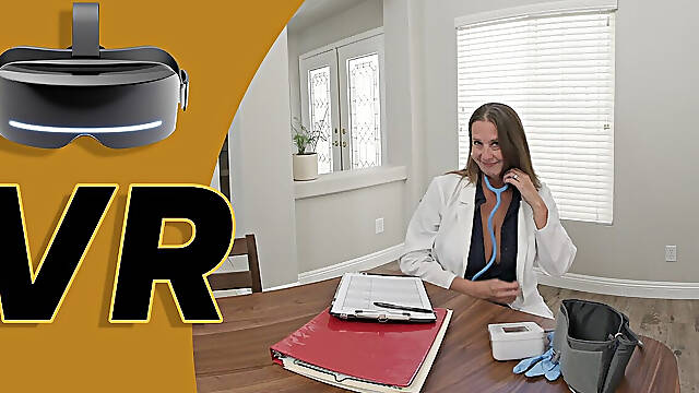 Sexy Mature MILF Make a House Call