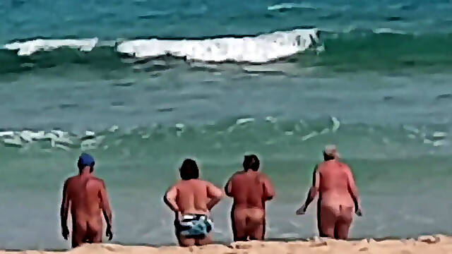 Naked in the Sea with the Girls!