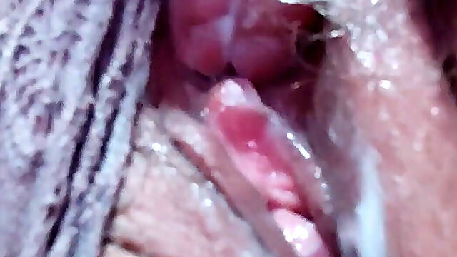 The Alluring Voice of a Warm Vagina