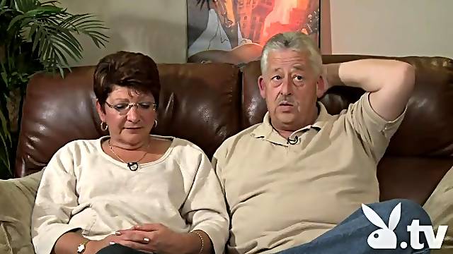 He finds fun ways to shoot fuck porn in reality video